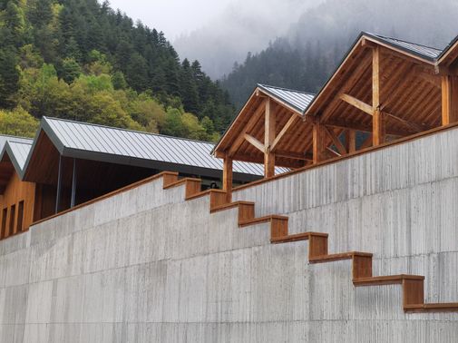 Nuorilang Transportation Transfer Center Nuorilang Transportation Transfer Center